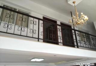 陡街口南顺城复试楼 2室2厅 精装带部份家具 价格便宜 - 昭通28生活网 zt.28life.com