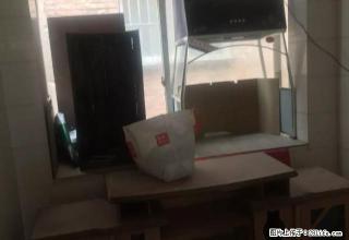 西街民房出租 两室一厅 带家具 - 昭通28生活网 zt.28life.com